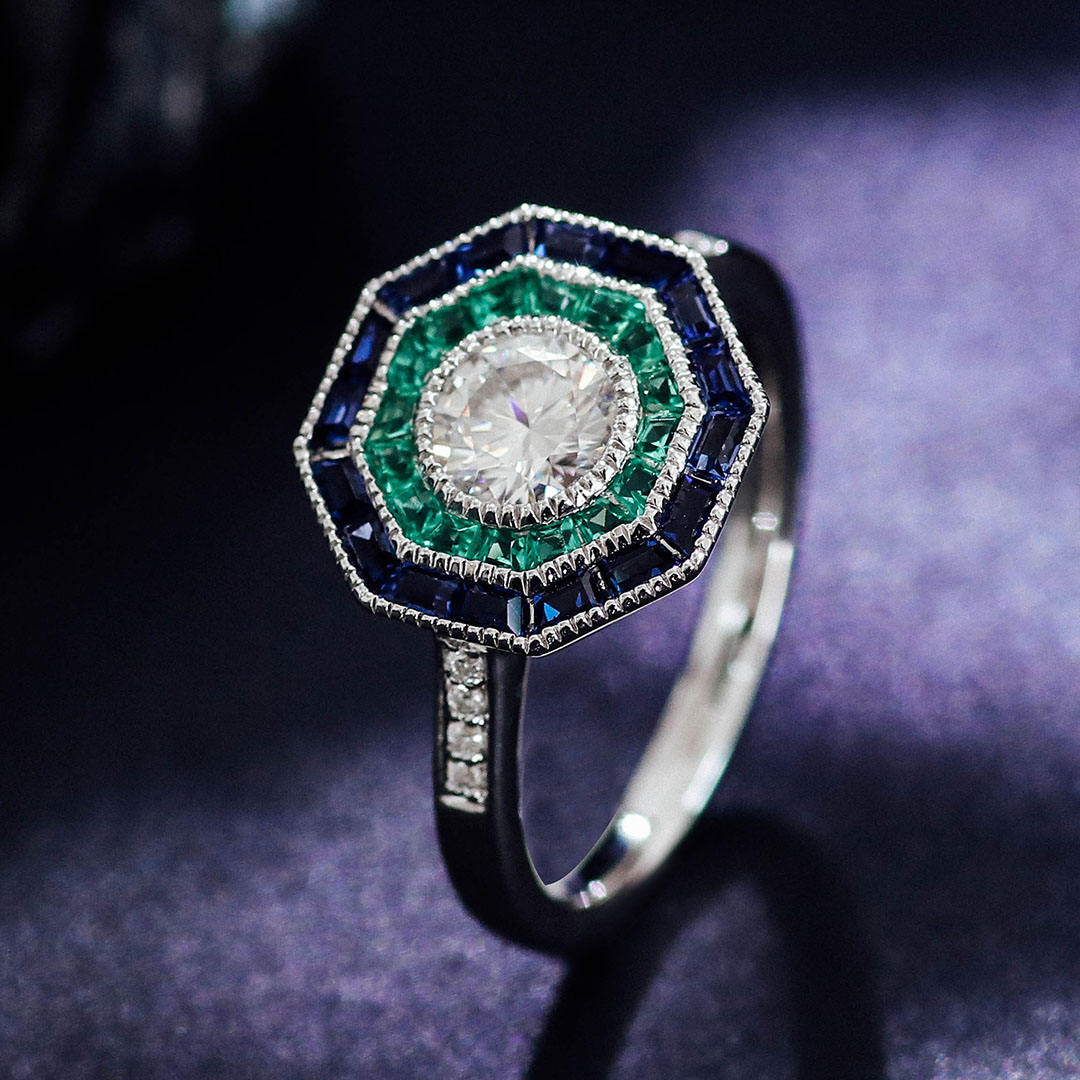 แหวนเพชรแล็บไวท์โกลด์ 18K