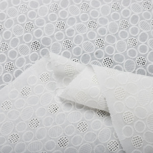 OEM riciclare il 100% di <span class=keywords><strong>cotone</strong></span> per il vestito con il tessuto dell'occhiello dell'<span class=keywords><strong>organza</strong></span> del tessuto di nuotata del fiore per l'uniforme - Product Image 2