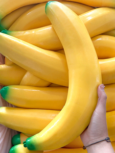 Wholesale Giant Flour Filled Silicone Banana Squishy Toy Super Stretchy Jumbo Size Squeeze Decompression Fidget Toys for Bulk - Product Image 5