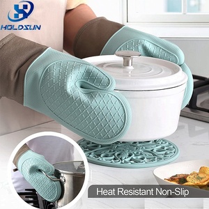 Nouveauté : Gants de four en <span class=keywords><strong>silicone</strong></span> à pois, résistants à la chaleur, couleur personnalisable, avec doublure en tissu coton pour la cuisine - Product Image 6