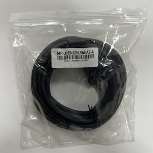 สายเคเบิลอุปกรณ์แปลงสัญญาณมิตซูบิชิ รุ่น MR-J3ENCBL5M-A2-L - Product Image 1
