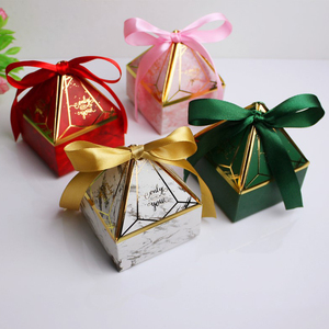 Boîte à dragées de mariage triangulaire unique en marbre design élégant et bon marché - Product Image 2