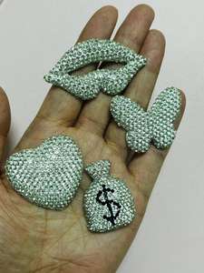 卸売 高級 キラキラ ダイヤモンド バタフライ リボン リップ ベア ハート フラワー デザイナー デコパーツ スマホケース Ipadケース デコレーション チャーム DIY クラフト - Product Image 3