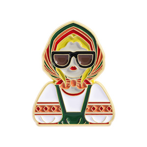 Broches émaillées Matryoshka russes, style rétro ethnique, personnages de dessins animés, badges tendance pour chapeaux et revers pour femmes, bijoux cadeaux, vente en gros - Product Image 2