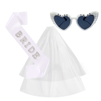 Ensemble de lunettes de soleil, voile et ceinture HAWIN pour enterrement de vie de jeune fille/fête de fiançailles/douche nuptiale, lunettes de soleil de mariée en plastique réutilisables en forme de cœur