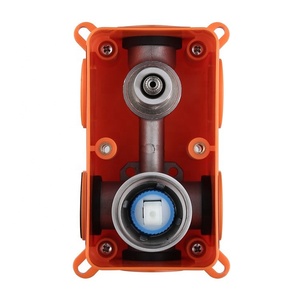 Miscelatore <span class=keywords><strong>per</strong></span> Bagno di Alta Qualità con Finitura Spazzolata, Set <span class=keywords><strong>Doccia</strong></span> Nascosto con Rubinetto a Cascata <span class=keywords><strong>per</strong></span> Acqua Calda e Fredda, Colore Oro - Product Image 4