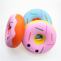 Ensemble de Squishies Desserts Réalistes Géants, Tranches de Gâteau Arc-en-ciel aux Couleurs Vives, à Remontée Lente, Haute Compressibilité, à Pétrir et Presser pour Soulager le Stress