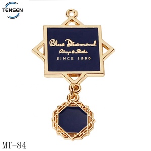 Hijab impermeable, Túnica, etiquetas colgantes <span class=keywords><strong>de</strong></span> Metal, diseñador personalizado, etiqueta <span class=keywords><strong>de</strong></span> letra esmaltada, Bikini <span class=keywords><strong>de</strong></span> oro rosa, logotipo <span class=keywords><strong>de</strong></span> <span class=keywords><strong>marca</strong></span> <span class=keywords><strong>de</strong></span> Metal, accesorio <span class=keywords><strong>de</strong></span> insignia - Product Image 4