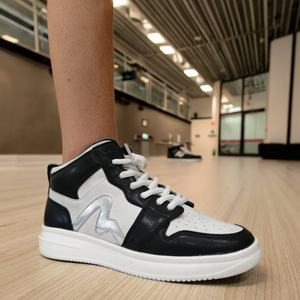 Nouvelles chaussures <span class=keywords><strong>de</strong></span> <span class=keywords><strong>danse</strong></span> <span class=keywords><strong>Hip</strong></span> <span class=keywords><strong>Hop</strong></span> High Top Street pour filles légères avec semelle extérieure flexible et rembourrage <span class=keywords><strong>de</strong></span> semelle intérieure confortable - Product Image 2