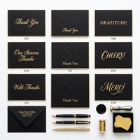 Cartes de vœux d'entreprise de luxe sur mesure en carton noir, bords dorés, gaufrage à sec, monogramme personnalisé, notes pour clients d'élite