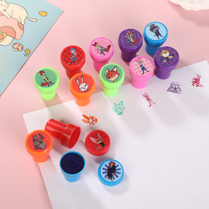 Caja de Juguetes Creativa y Duradera con Diseño de <span class=keywords><strong>Judy</strong></span> y <span class=keywords><strong>Nick</strong></span> de Zootopia, para Niños, Regalos Promocionales Escolares para Estudiantes, Venta al Por Mayor - Product Image 3