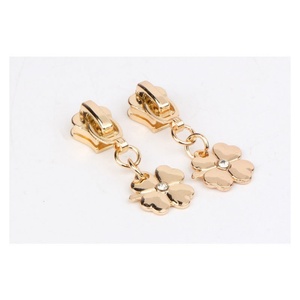 Tirant de fermeture éclair personnalisé en métal pour accessoires de sac à main dorés - Product Image 3