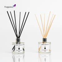 Ensemble personnalisé d'aromathérapie de senteurs de maison huile essentielle sans feu pour diffuseur de roseaux avec bâton de rotin