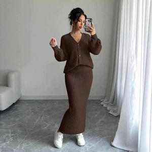 Conjunto de Suéter Cárdigan de Punto Holgado de Manga Larga para <span class=keywords><strong>Mujer</strong></span> con Falda, Atuendo de Dos Piezas para Otoño e Invierno, Cómodo y Moderno - Product Image 1