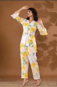 Conjunto de Ropa de Diseño Inspirado en lo Occidental para Mujer, Conjunto de Ropa Occidental Moderno, Conjunto de Ropa Occidental Cómodo e Informal - Product Image 6