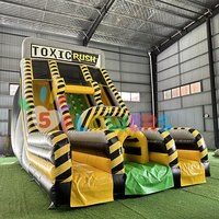 Toxique rush toboggan gonflable noir jaune fun twister double escalade maison de rebond toboggan humide sec gonflable videur toboggan vente