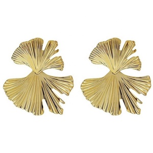 Nuevos Pendientes Creativos de Moda Retro, Chapados en Oro, con Diseño de Hoja, Personalizados, Vintage, Exagerados, con Forma de Ginkgo, para Mujer - Product Image 6