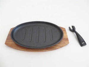 Piatto ovale Sizzler in <span class=keywords><strong>ghisa</strong></span> con supporto in legno piatto di pesce scatola marrone o scatola di colore in <span class=keywords><strong>ghisa</strong></span> - Product Image 4