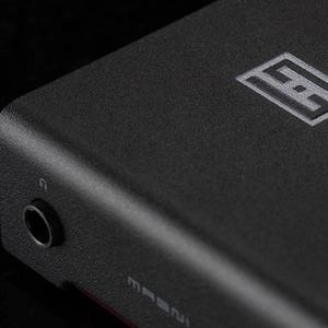 Amplificador de Potencia Estéreo de Escritorio Schiit MAGNI+ HERETIC, Fabricado con CNC en Acero Inoxidable/Acero/Aluminio, Color/Tamaño/Grosor Personalizables - Product Image 3