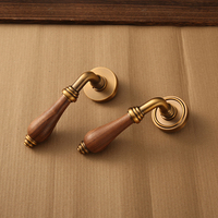 Poignée de porte intérieure en laiton antique et bois de noyer, poignée à levier vintage pour chambre à coucher, villa, avec serrure mécanique de confidentialité