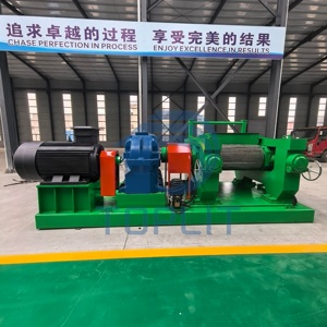 Ligne de broyage de caoutchouc de pneus à haute efficacité automatique, roulement de moteur, haute capacité 900 kg/h, système de récupération de poudre de caoutchouc 20-30 mesh - Product Image 4