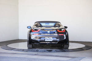 รถยนต์มือสอง I8 AWD Coupe ภายในสีเข้ม เครื่องยนต์ไฮบริด ล้อแม็ก R18 เบาะหนัง ระบบควบคุมอัตโนมัติ กล้องมองหลังขวา ไฟ LED อะลูมิเนียม - Product Image 2