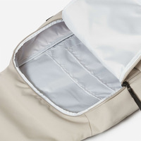 Sac à dos pour ordinateur portable moderne et minimaliste, design urbain, fermeture à fermoir, sac à dos d'affaires, sac à dos d'étudiant, sac à dos décontracté pour les voyages