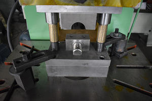 Moldes para Palas de Aluminio y Acero, Fabricación de Moldes para Palas de Metal Resistentes Personalizados, Moldes de Precisión para la Producción de Palas - Product Image 2