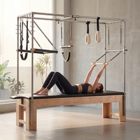 Venta al por mayor de mesas de trapezio Cadillac de madera de arce para Pilates, para adquisición en grandes cantidades para estudios y suministro de Reformers de Pilates con retorno de inversión (ROI) de alta rentabilidad