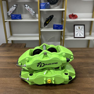 Haute qualité dans le kit met à niveau le système de freinage GT4 4 Kit d'étrier de pot pour chr 2020 toyota hilux 2017 bchr 2020 étriers de râteau voiture <span class=keywords><strong>break</strong></span> - Product Image 4