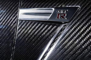 Molduras Laterales de Fibra de Carbono Seca para Nissan GTR R35 2008-2018 - Product Image 6
