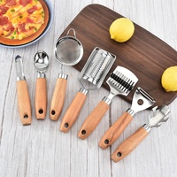 Multifunctioneel Nieuw Keukengereedschap En Gadgets Knoflookdunschiller Ronde Pizzasnijder Set