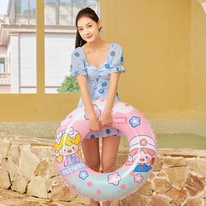 Lindo flotador de flores para niñas y niños, anillo inflable grueso para usar en piscinas y parques acuáticos. - Product Image 3