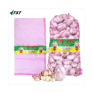 Sac en filet monofilament HDPE 45*75cm couleur <span class=keywords><strong>rose</strong></span> Leno pour l'emballage de l'<span class=keywords><strong>ail</strong></span>, des oignons, des légumes et des fruits - Product Image 1