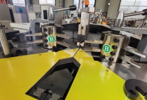 EWORLD Stainless Steel <b>Corner</b> Crimper Window Frame Crimping Machine CNC Envelope Making Machine Easy Operate 2.2KW 1 Year - Product Image 4