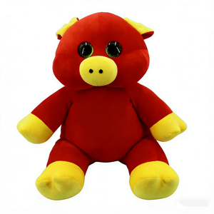 ตุ๊กตาหมูนั่งสีแดงแบบกำหนดเอง พร้อมจมูกสีเหลือง หูมือและเท้าสีตัดกัน ตาโตวิบวับประดับกลิตเตอร์ ตุ๊กตาสัตว์ตามราศี - Product Image 1