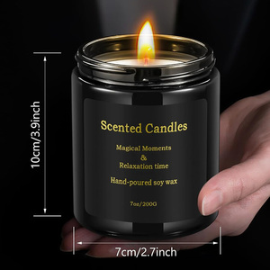 Vela perfumada de cera de soja natural en vela de tarro negro mate para hombres aromaterapia junto al fuego con cedro para relajación y decoración del hogar - Product Image 3