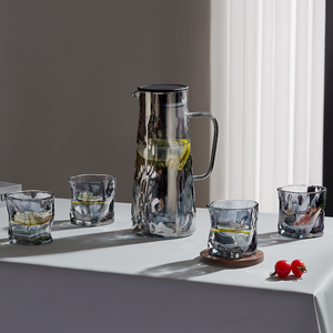 Ensemble de 5 carafes en verre résistant à la chaleur de 1,5 L, <span class=keywords><strong>carafe</strong></span> en <span class=keywords><strong>cristal</strong></span> avec électrodéposition, vente en gros pour cadeaux personnalisés - Product Image 2