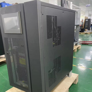 Sistema de Alimentación Ininterrumpida (UPS) Trifásico Industrial de Baja Frecuencia 220V/440V 10kVA 8kW de Doble Conversión para Centros de Datos - Product Image 1