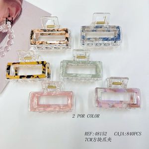 Fermaglio per capelli quadrato trasparente da 7 cm con motivo, 2 pezzi per colore - Product Image 1