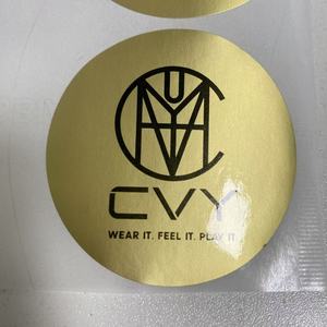 Etiquetas Adhesivas Personalizadas con Impresión a Medida, Resistentes al Agua, Doradas, de Lujo, con Textura, Troqueladas, con Logotipo Estampado - Product Image 3