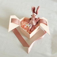Kotak Hadiah Kardus Bentuk Hati Kecil Portabel dengan Pita Satin Lembut untuk Kemasan Hadiah Permen Ulang Tahun Valentine