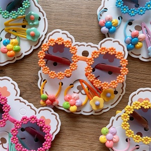 Nouvel Arrivage Cadeau Enfant : Lunettes de Soleil Motif <span class=keywords><strong>Fleur</strong></span> de Marguerite et Élastique à <span class=keywords><strong>Cheveux</strong></span> en Résine BB Pin - Product Image 5
