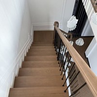 Rampe d'escalier en aluminium courbé moderne pour villa, escalier en colimaçon et balustrade de balcon, résistante à l'eau et peignable