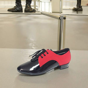 <span class=keywords><strong>Chaussures</strong></span> de danse Hard <span class=keywords><strong>Rock</strong></span> <span class=keywords><strong>pour</strong></span> hommes en cuir véritable noir rouge avec semelle extérieure à la mode - Product Image 3