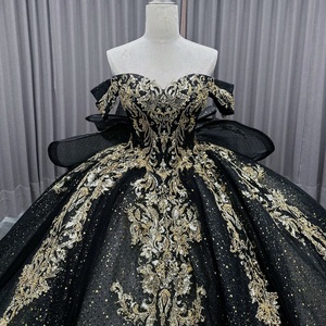 Robe De Pelota Robe De Quinceanera noire à épaules dénudées Robe De Quinceanera en dentelle métallisée à paillettes scintillantes Robe de bal plissée pour les fêtes - Product Image 1