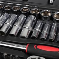 Ensemble d'outils à main en acier personnalisable de 151 pièces pour la réparation automobile avec emballage de boîtier OEM pour une utilisation en atelier