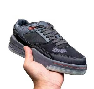Chaussures de sport et de basketball basses en cuir, tendance luxe, rehaussantes, pour hommes, femmes et couples, décontractées et polyvalentes, couleur unie - Product Image 1