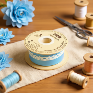 Strisce di pizzo ILAN 1,2 cm x 33 m colore crema per artigianato e decorazioni - Product Image 2