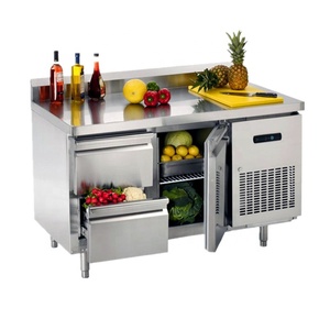 Équipement de restauration utilisé Commercial sous le congélateur de <span class=keywords><strong>comptoir</strong></span> <span class=keywords><strong>à</strong></span> <span class=keywords><strong>vendre</strong></span> - Product Image 2
